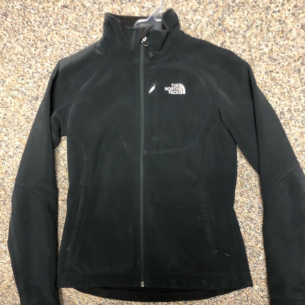 North face tight fit jacket
